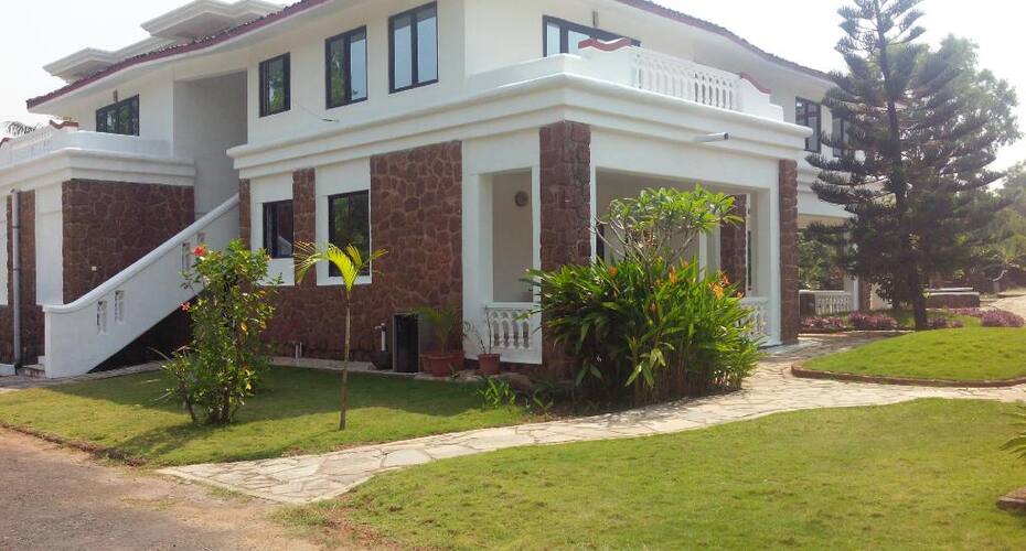 OS By The Sea, Goa 1